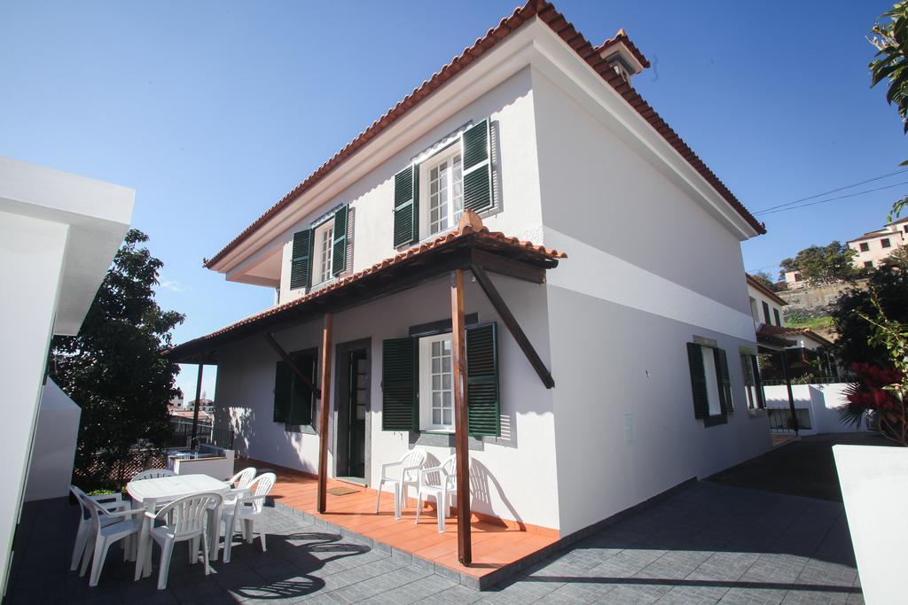 Train House Hotel Funchal  Buitenkant foto